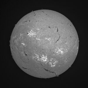Observații solare în lumina zilei 01-02 nov 2025